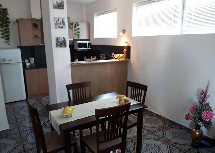 Blue House - синята къща 3* 오브조르