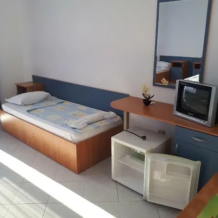 Blue House - синята къща 3* 오브조르